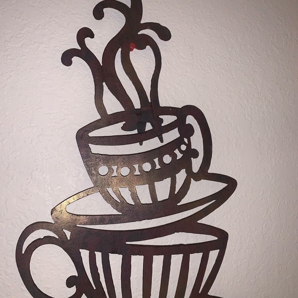 Rustic large metal stacked coffee / tea cup silhouette - Picture 4 of 12